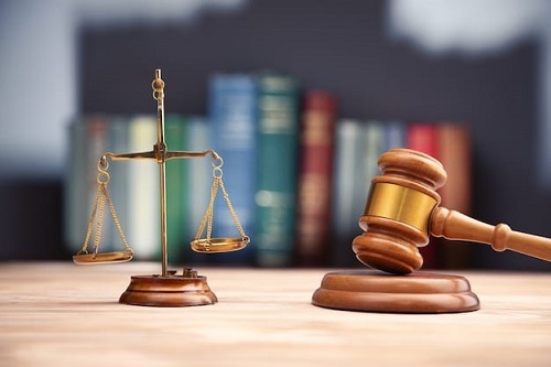 TRIBUNAL ENVÍA A PFIZER Y A LA CNVE A JUICIO POR ILEGALIDADES REALIZADAS DURANTE LA PANDEMIA
